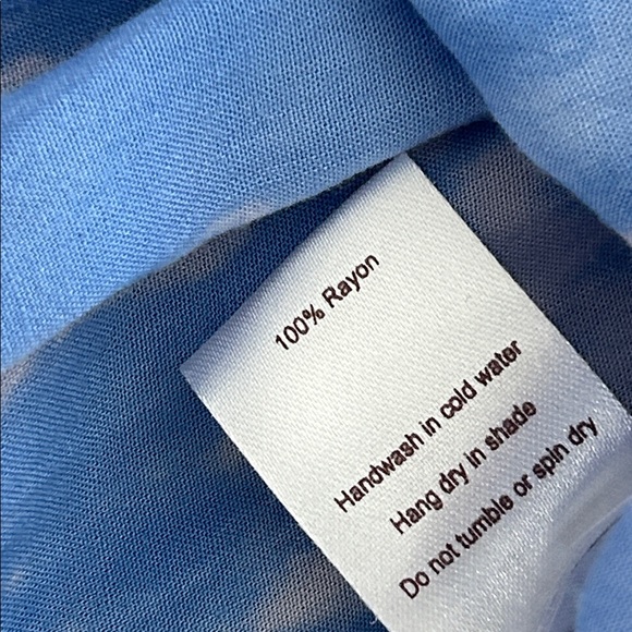 Tiare Hawaii Women’s Elegant Blue Tie-Dye Dress One Size - Picture 6 of 8